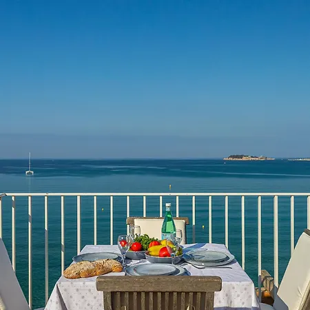 La Kamarina By Interhome